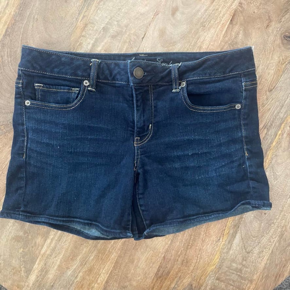American Eagle Hi-Rise shortie size 12 Dark wash 2 Pairs
